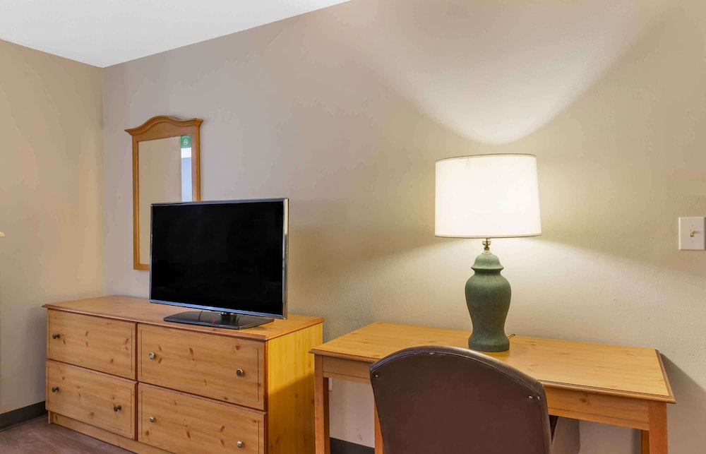 Extended Stay America - Richmond - West End - I-64 28/43
