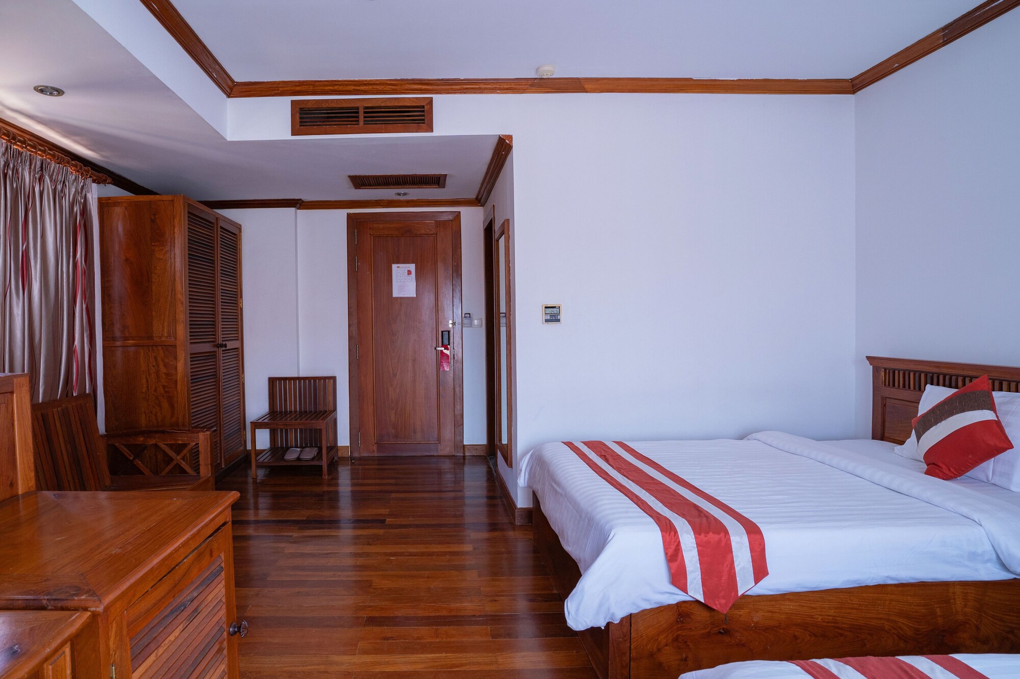 Colonial, 2 Queen Beds, Balcony