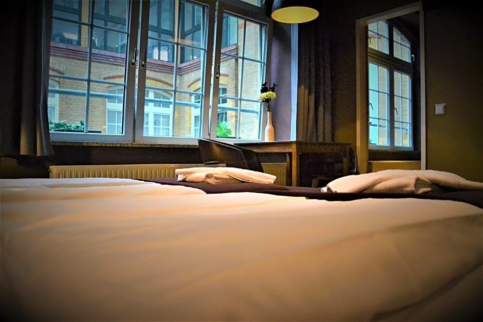 Singer109 Hotel Hostel 5/48