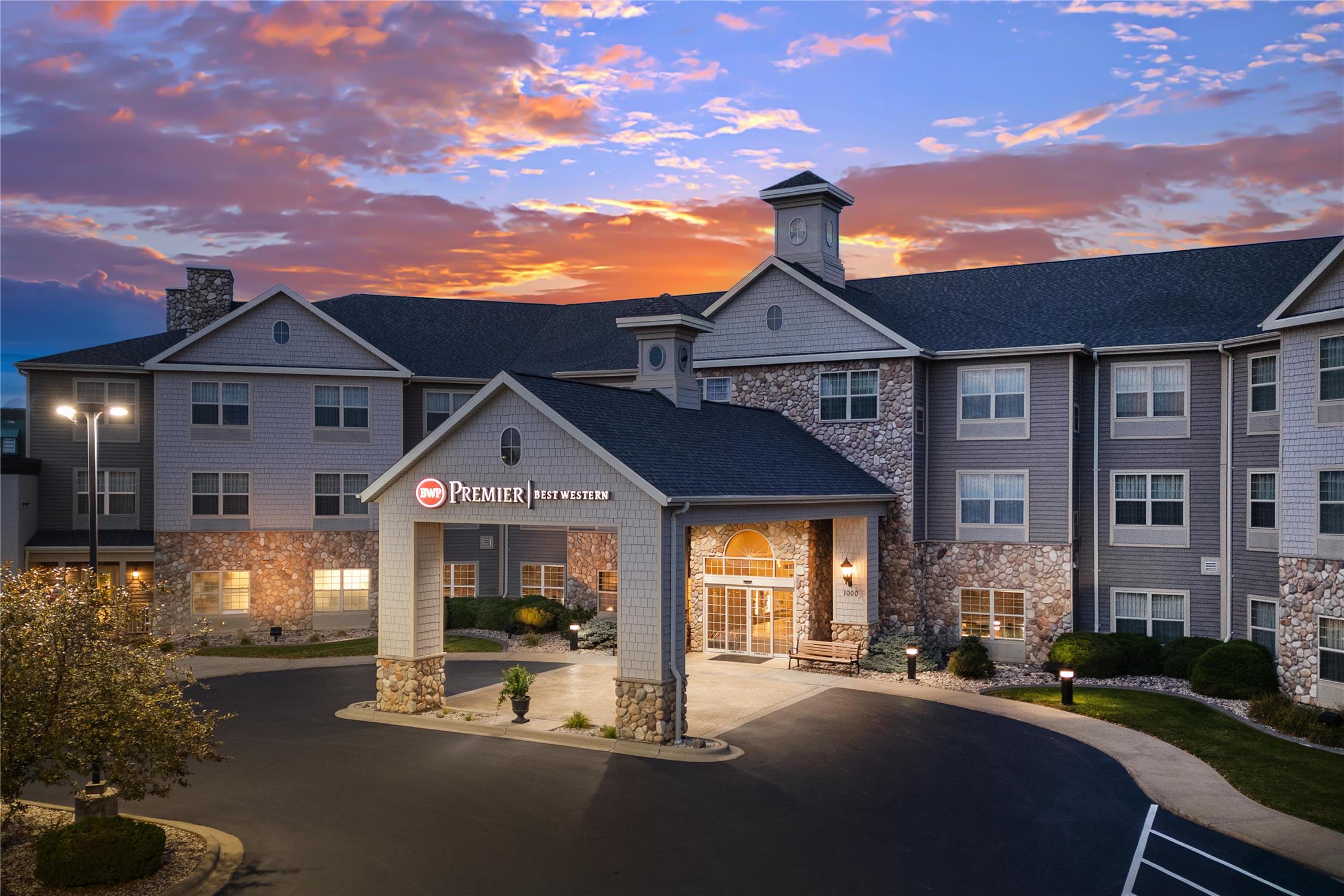 Best Western Premier Bridgewood Resort Hotel 4/60