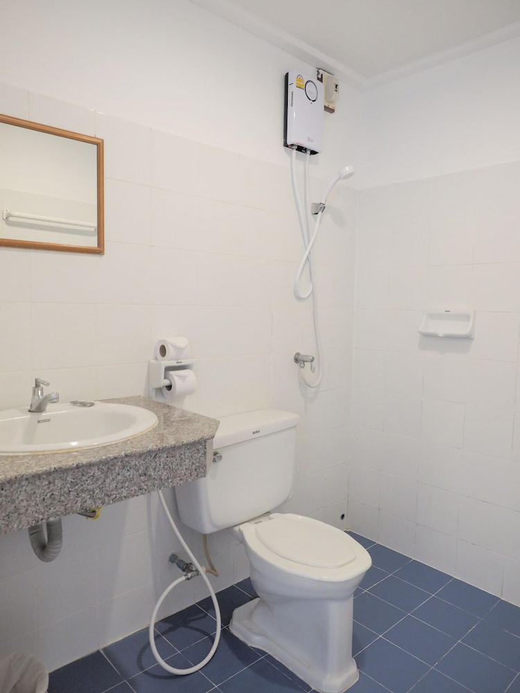 Siri Hotel Phuket 10/45