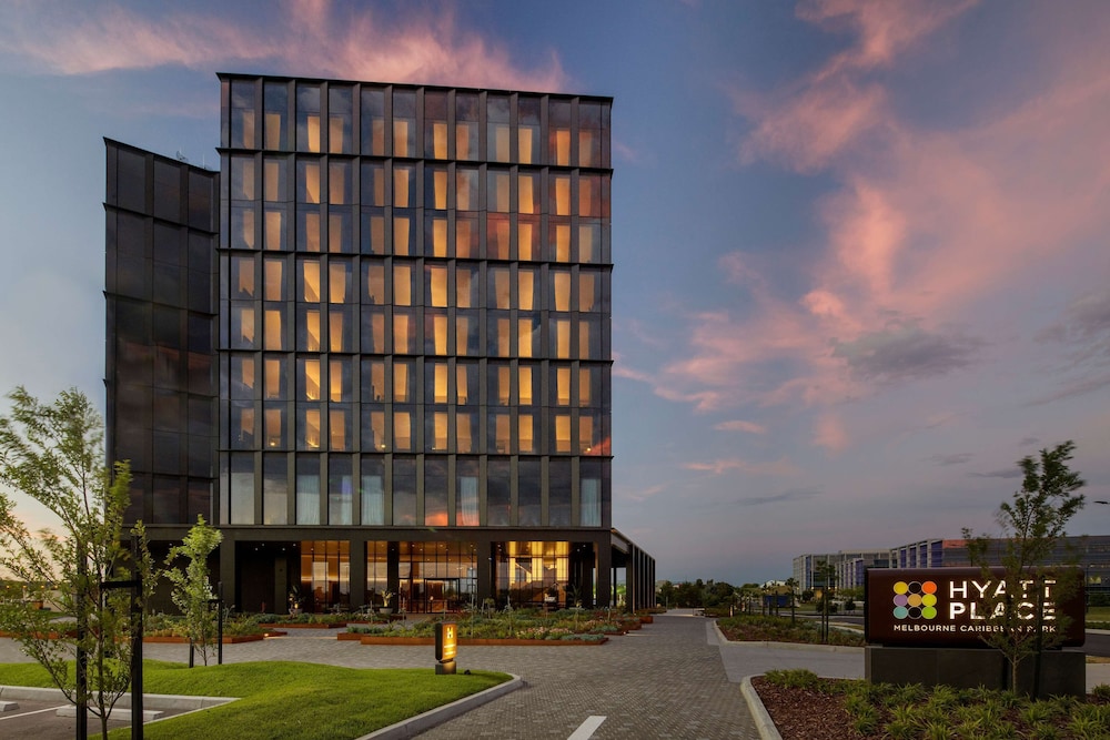 Hyatt Place Melbourne Caribbean Park 4/50