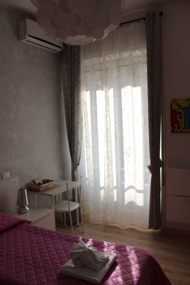 Damiani Sister Guest House 26/50