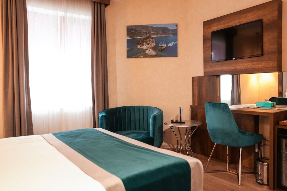 The Life Hotel & Spa 17/71