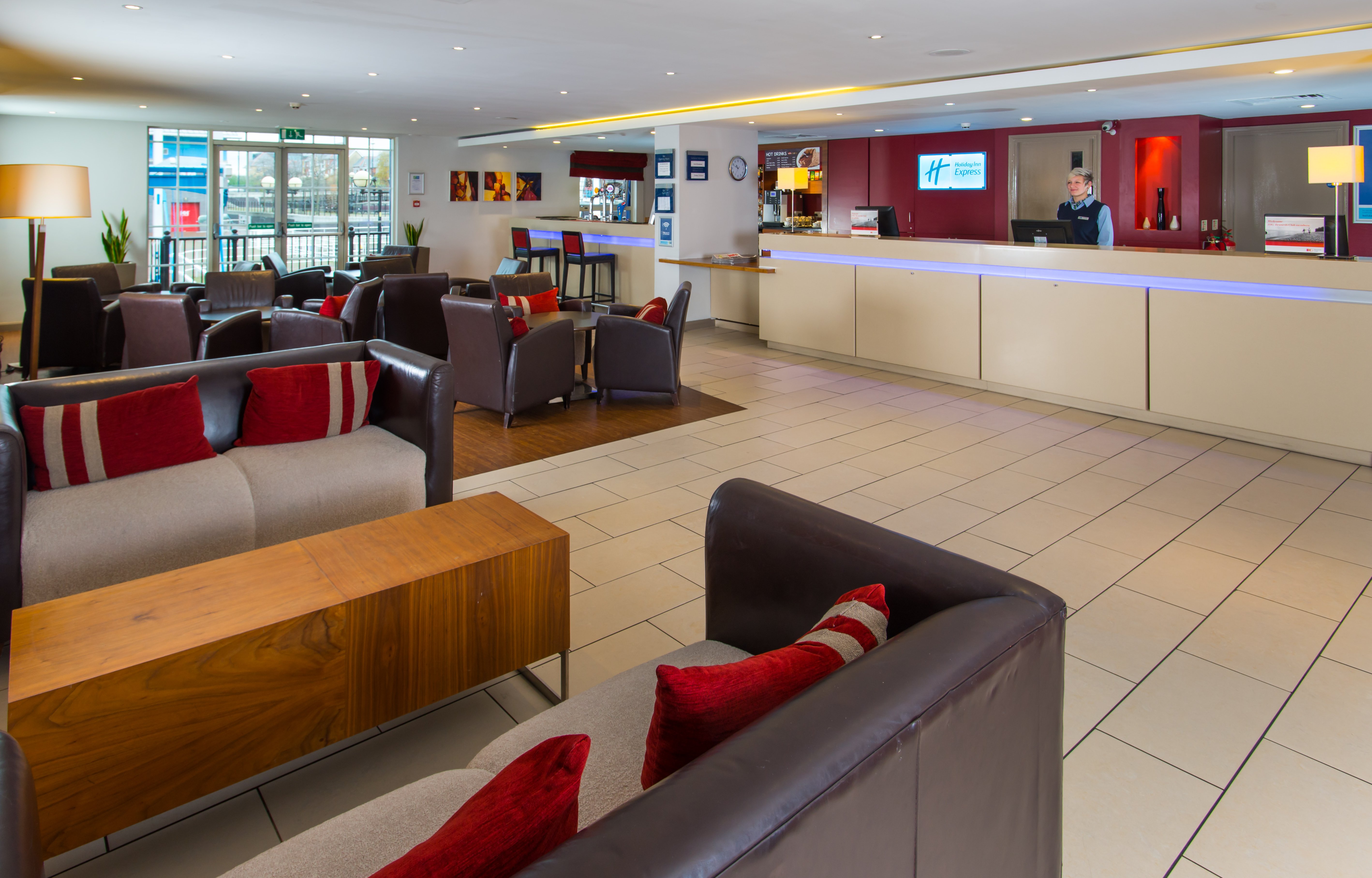 Holiday Inn Express Manchester - Salford Quays 13/27