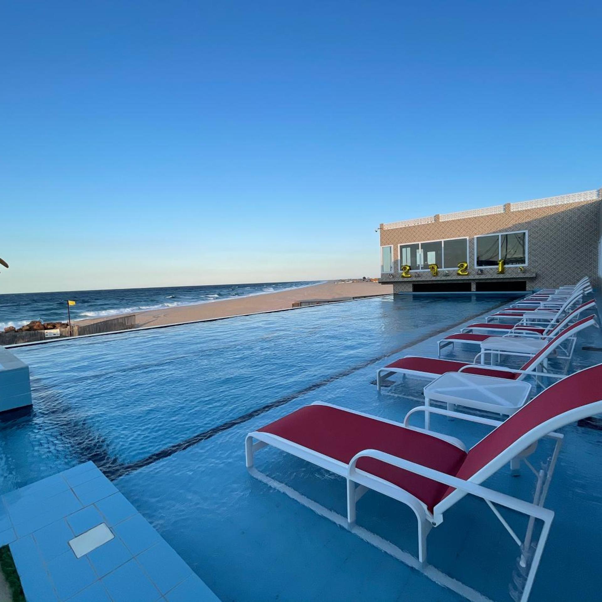 Turtle Beach Resort 2/50
