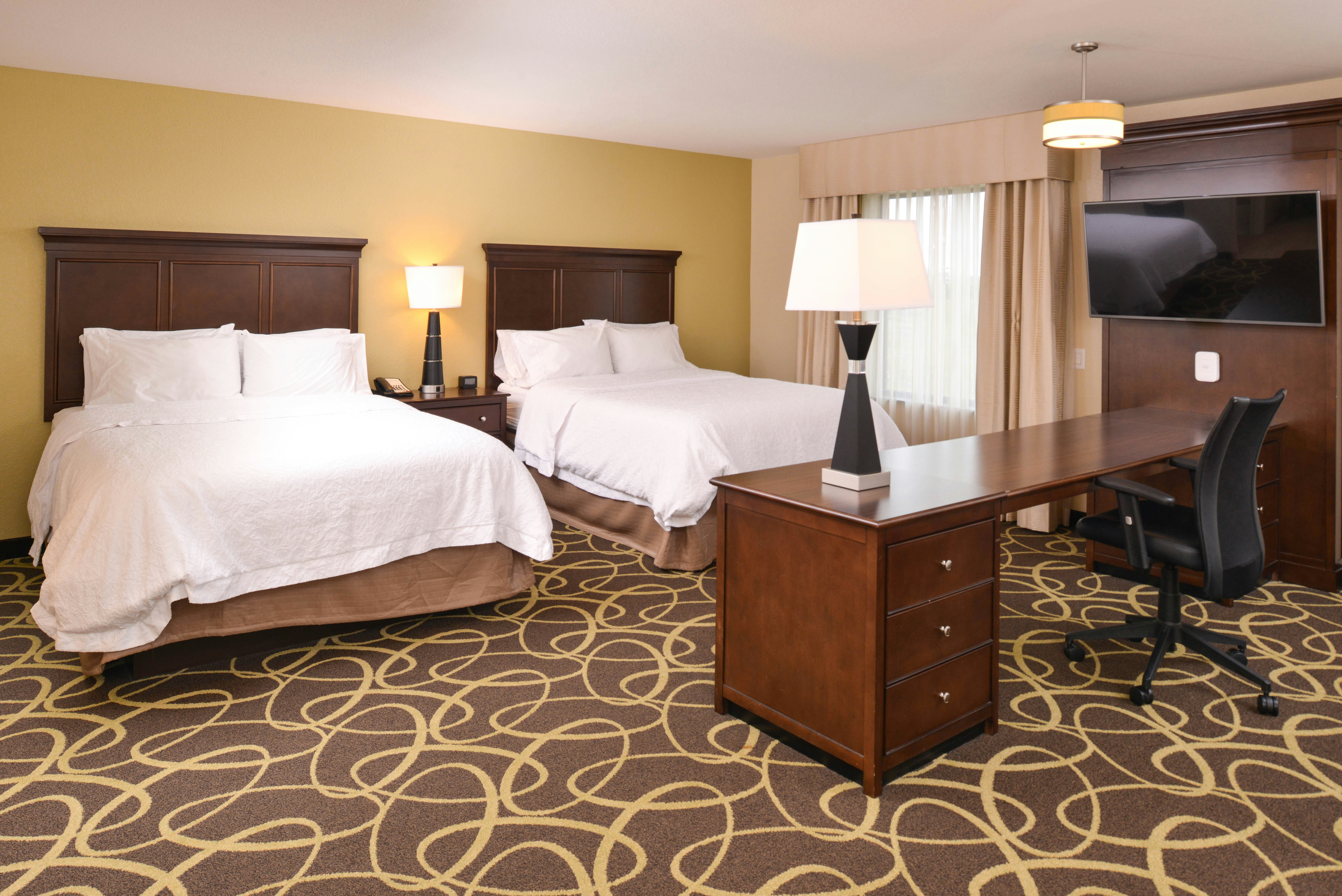استوديو بسريرين كوين، HAMPTON INN OMAHA MIDTOWN-AKSARBEN AREA 5/8
