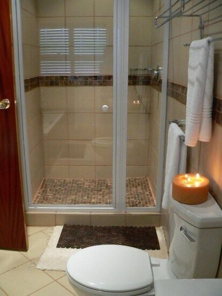 Rustenburg Boutique Hotel 44/50