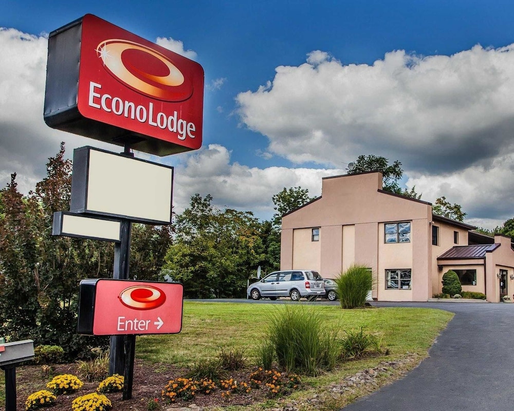 Econo Lodge Douglassville Pottstown 7/33