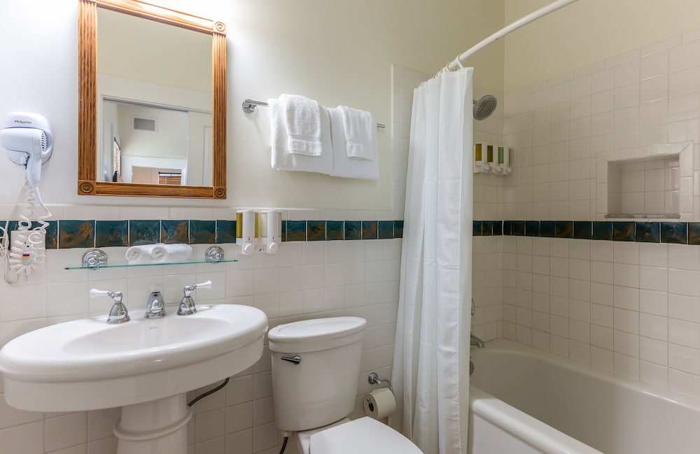 The Southernmost Inn - Adult Only 20/60