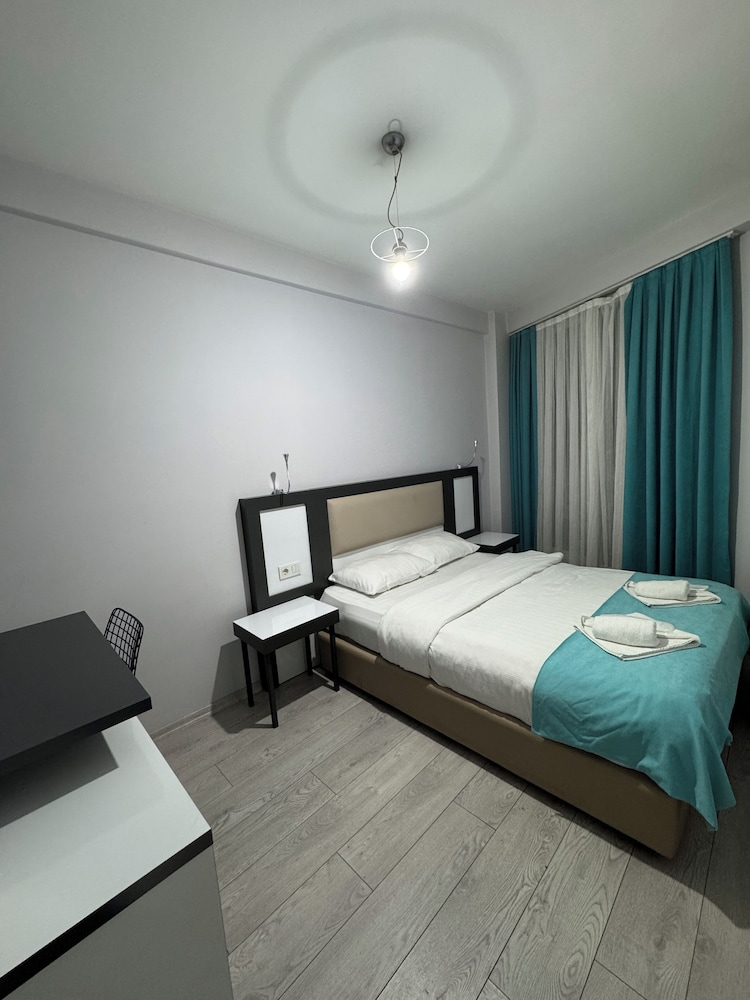Kadikoy Arya Hotel 10/19