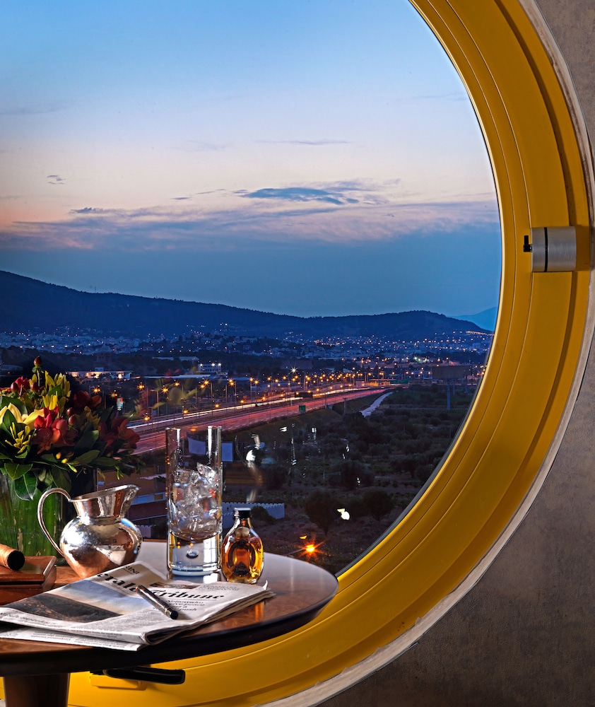 Holiday Inn Athens Airport 42/66