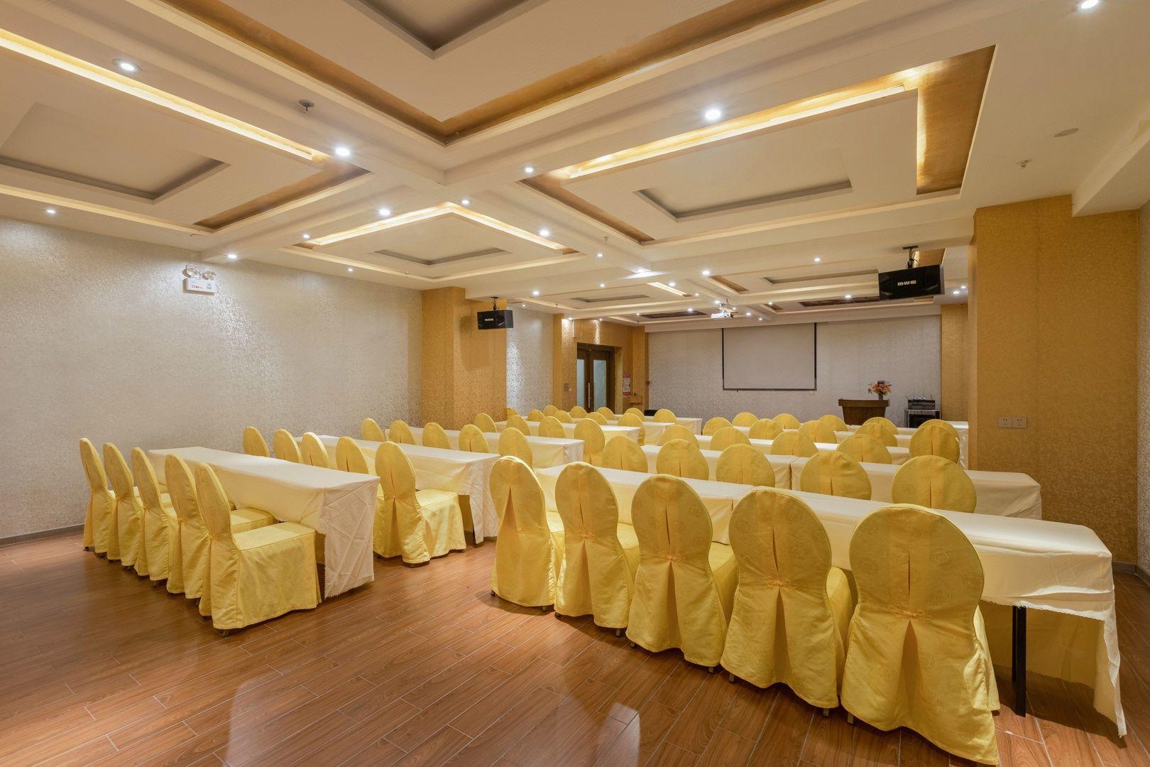 Yuelaideng Hotel 27/31