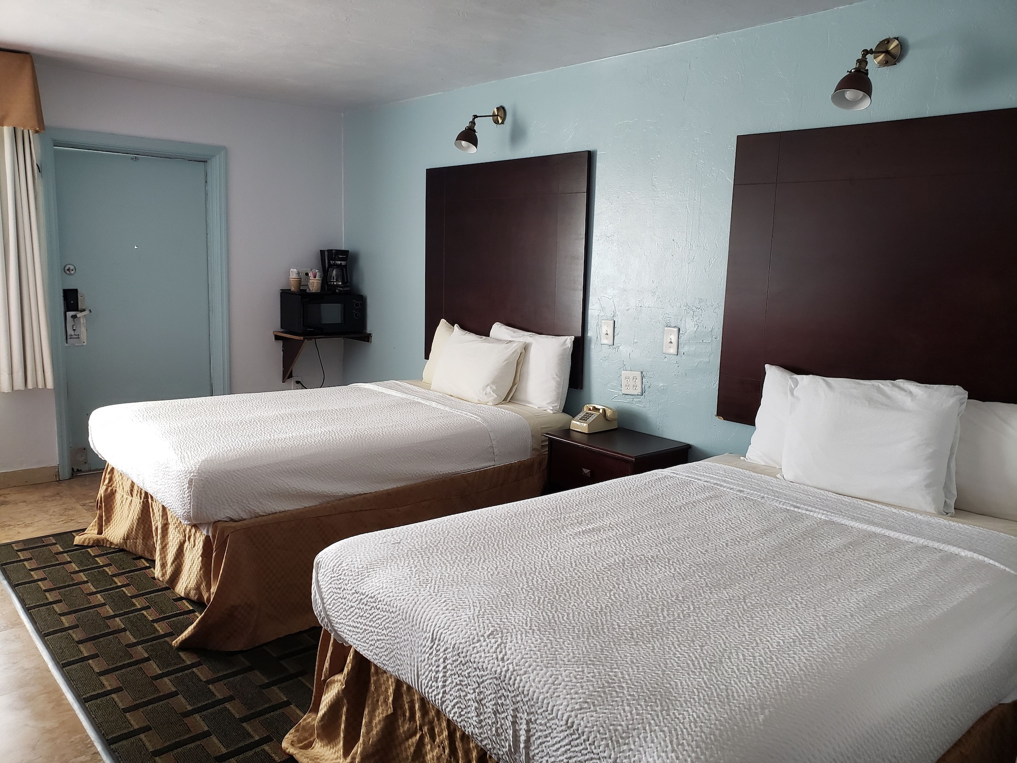 Room, Double/Double