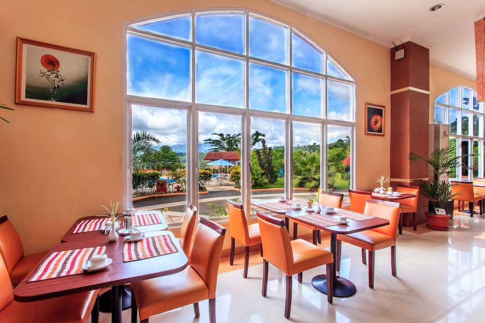 Aston Niu Manokwari Hotel & Conference Center 26/33