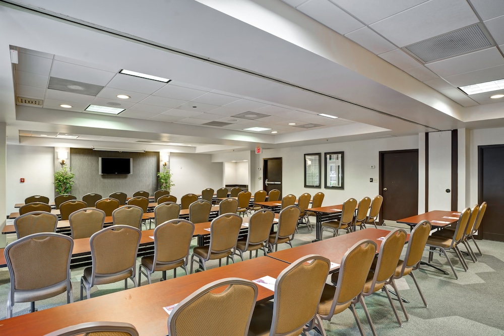 Hyatt Place Richmond/Innsbrook 50/67