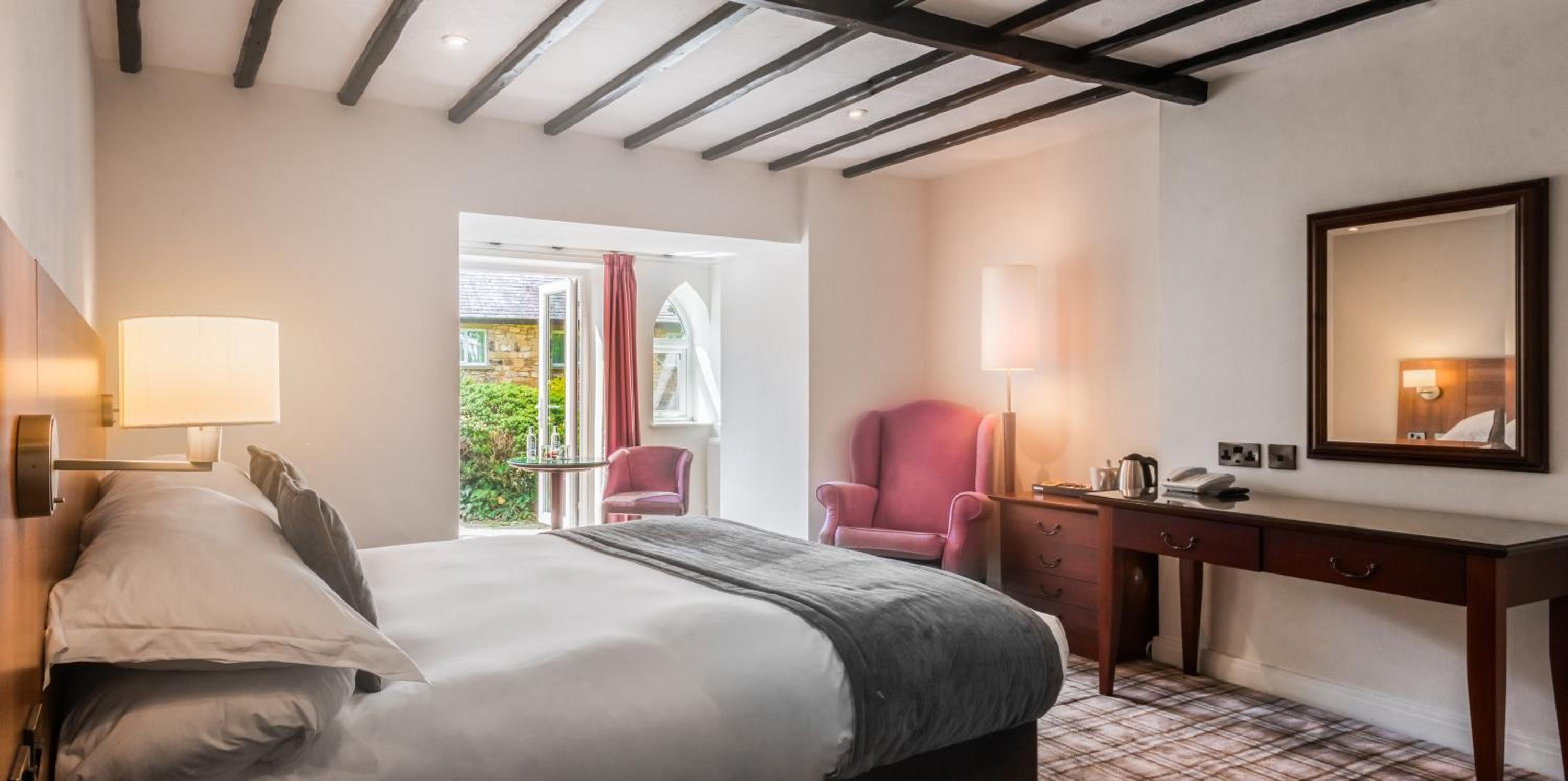 كوخ تنفيذي بسرير مزدوج، Last Drop Village Hotel And Spa 4/8