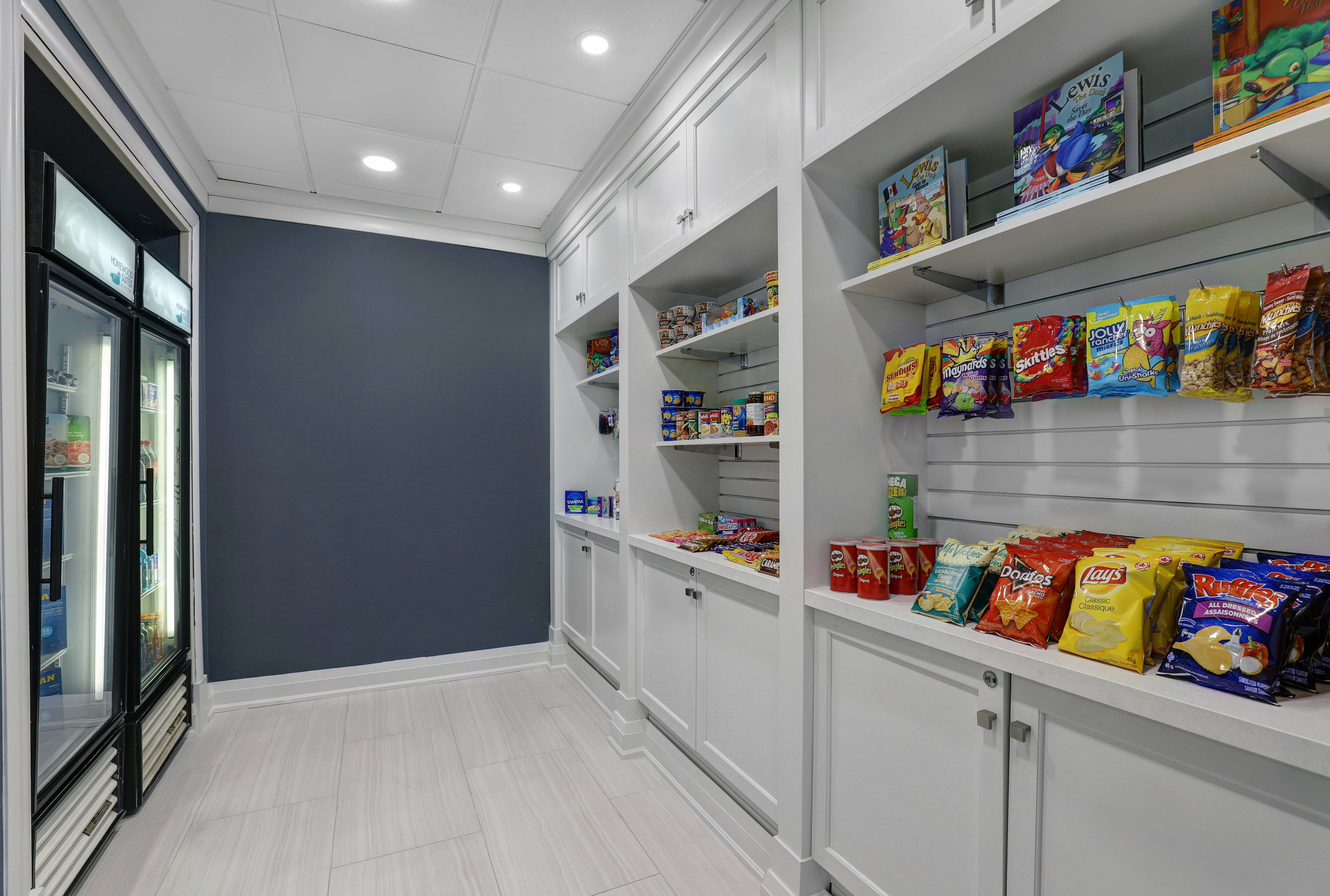 Lobby at HOMEWOOD SUITES BY HILTON LONDON ONTARIO, LONDON - CANADA