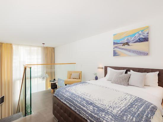 Duplex, Junior, Apartment