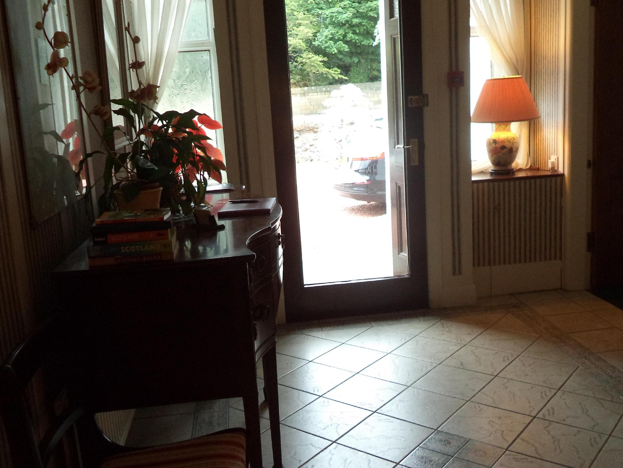 Acer Lodge Guest House 16/26