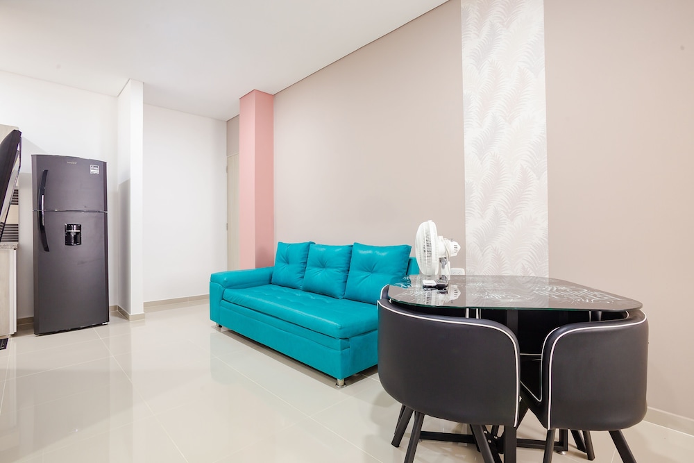 Montepinares Apartaestudios 24/33