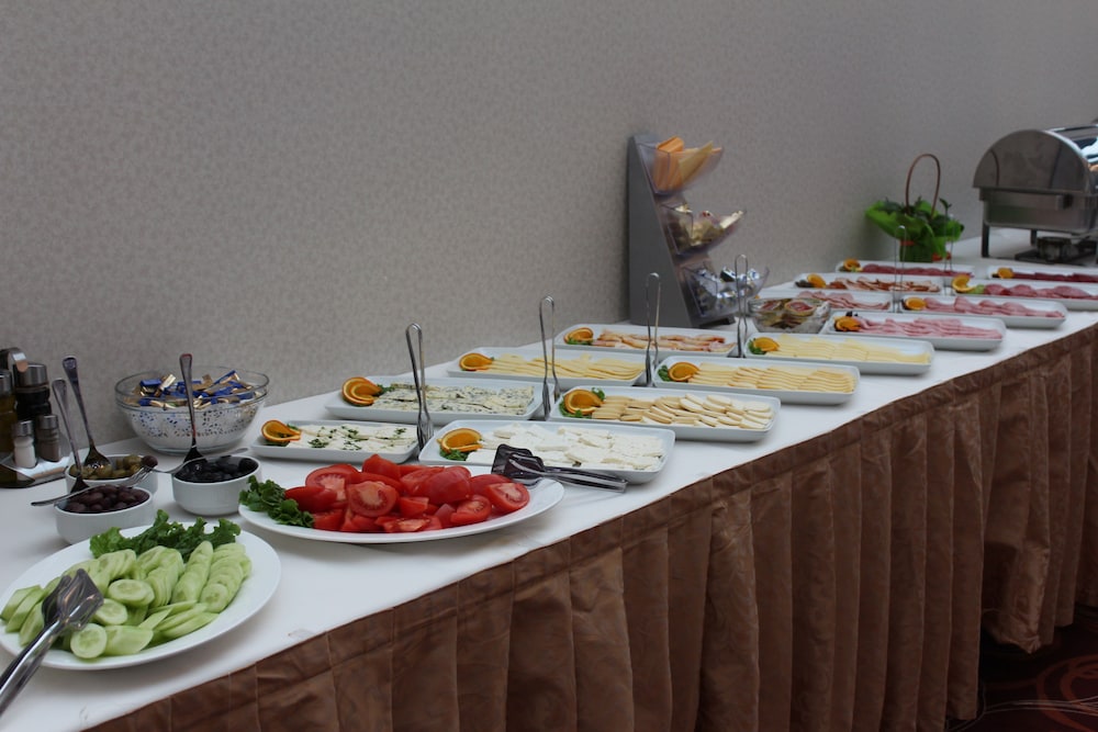 restaurant cafeteria