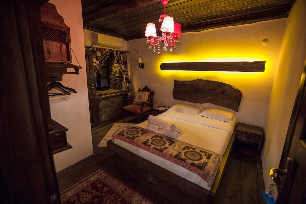 Chez Rumi Butik Otel 9/50