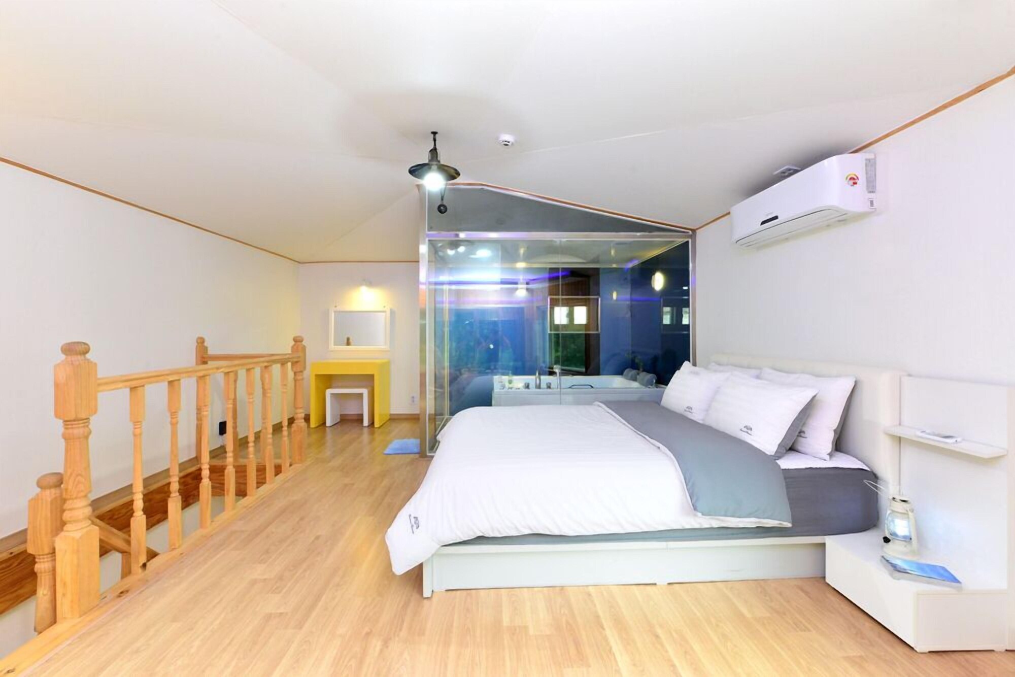 Supreme, Superior, Queen Bed, Sofa