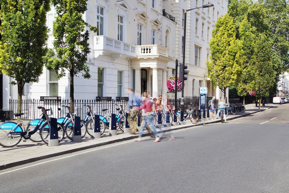 Holiday Inn Express London - Victoria by IHG 60/69