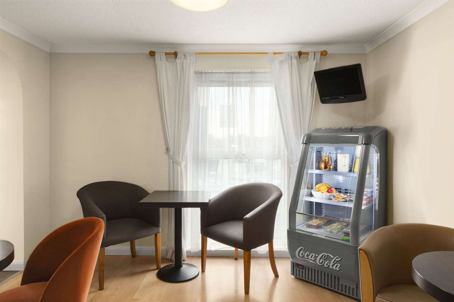 Days Inn by Wyndham Leicester Forest East M1 6/9