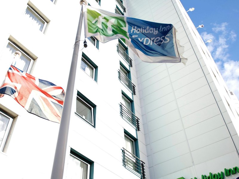 HOLIDAY INN EXPRESS LONDON CROYDON in LONDON