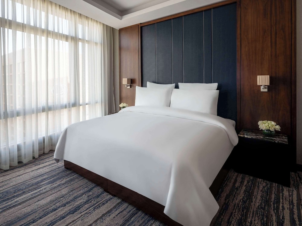 2 BEDROOMS, DELUXE, RESIDENCE