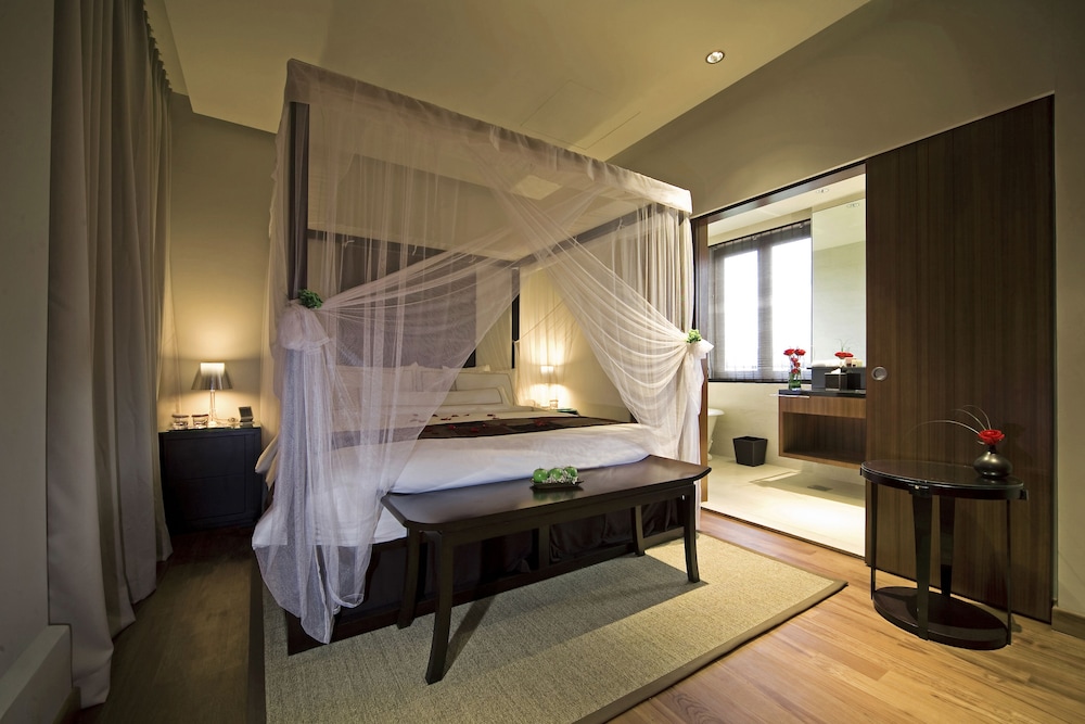 AMARA SANCTUARY RESORT SENTOSA 32/71