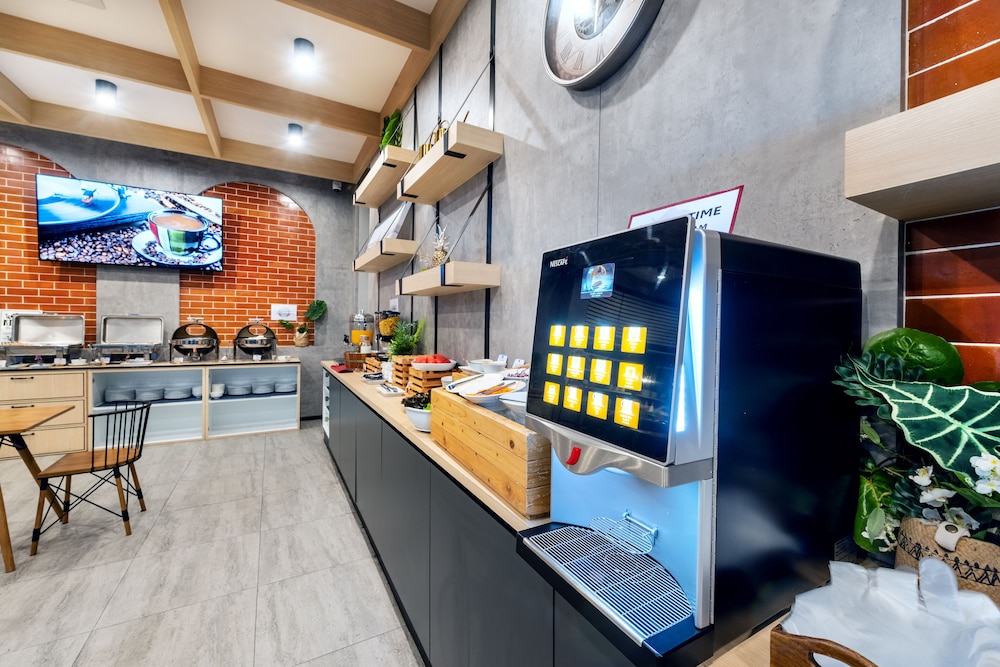 PLAAI Plus Hotel Rayong 32/50
