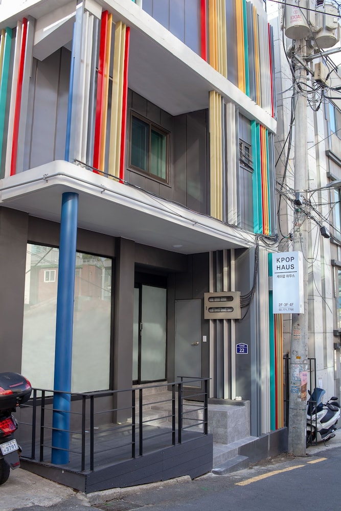 Kpop Haus photo1