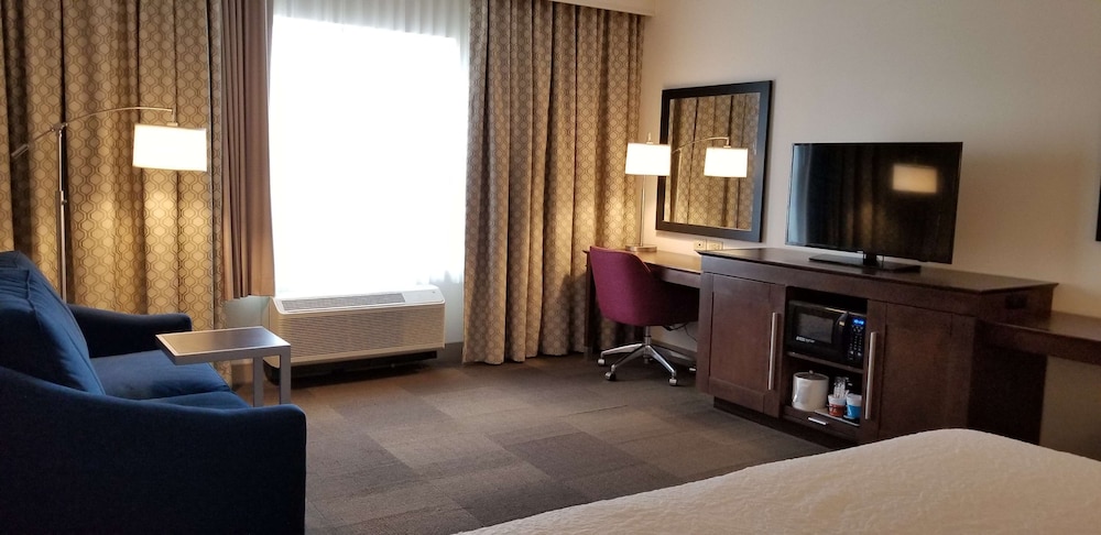 Hampton By Hilton New Paltz 33/47