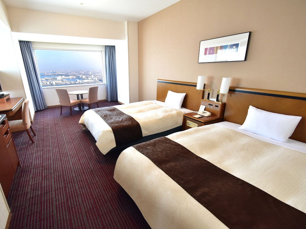 DELUXE, TWIN BEDS, SEA VIEW