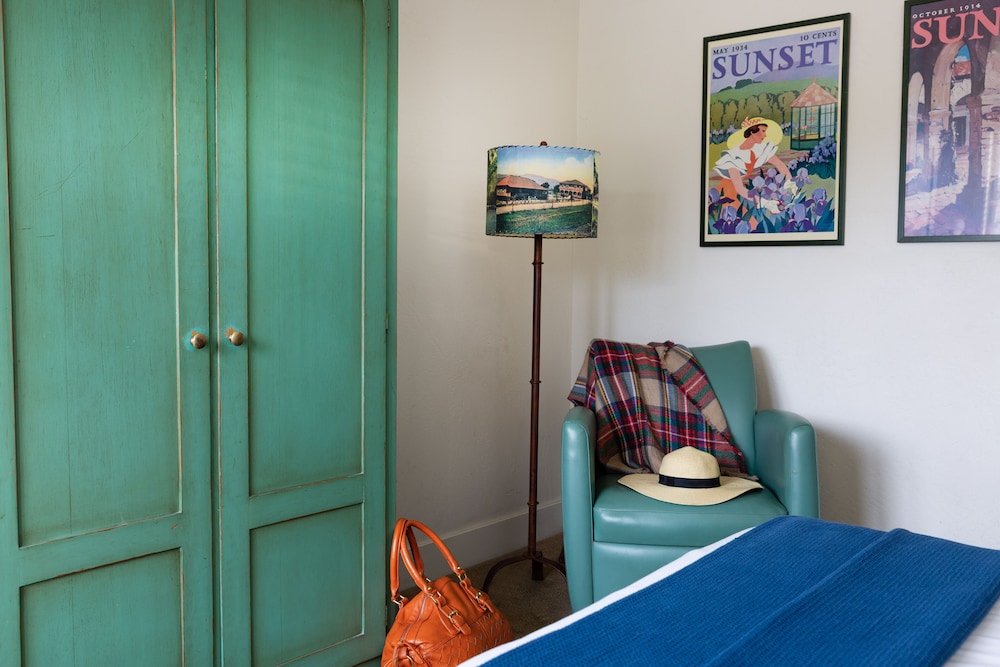 Sonoma Creek Inn 24/56