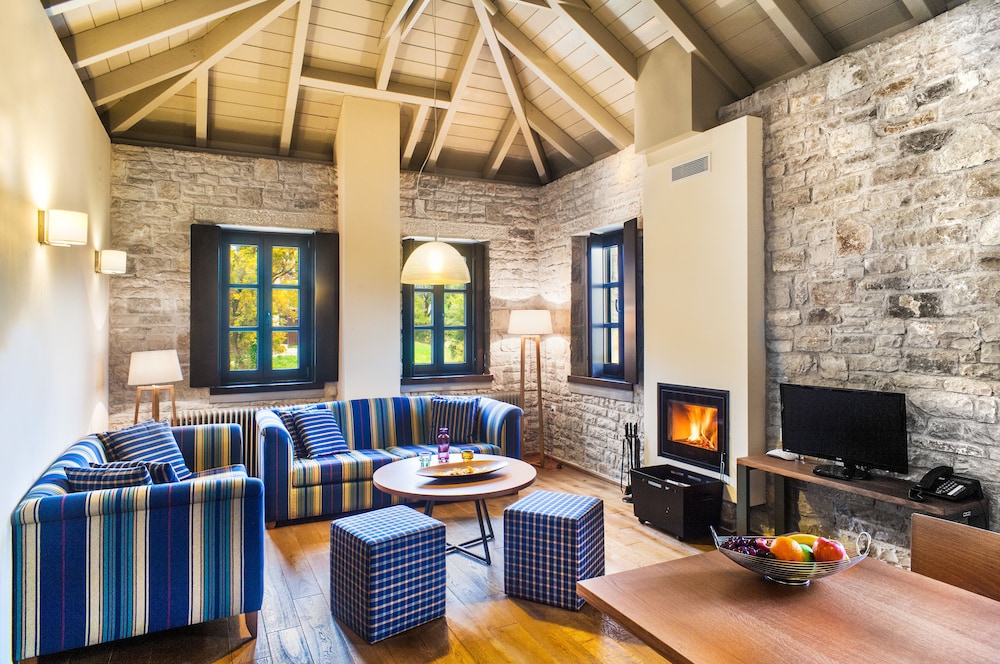 Aristi Mountain Resort Hotel And Spa 39/69