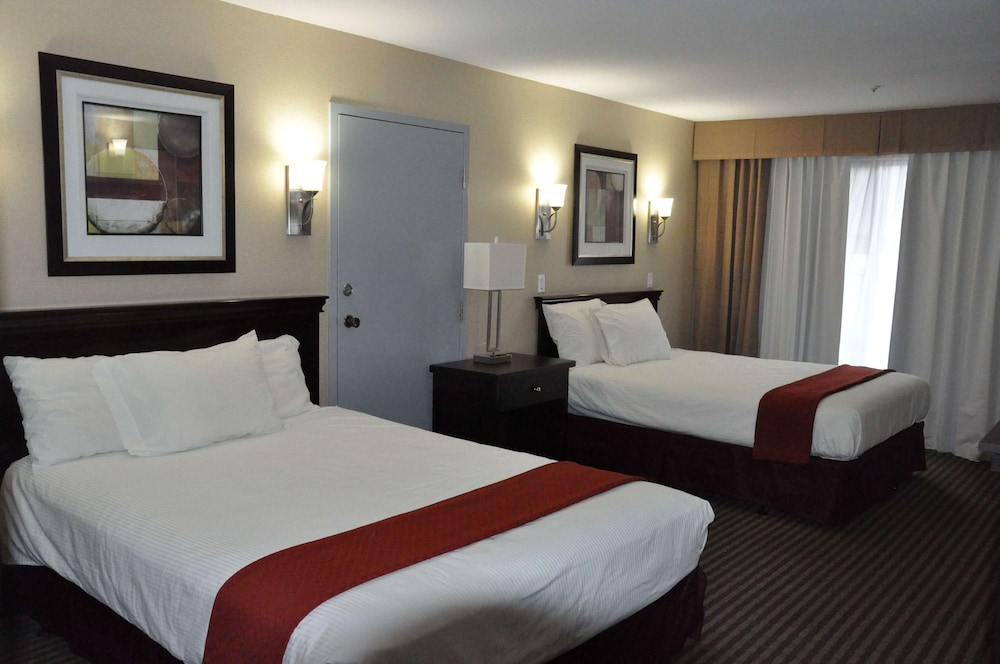 Ramada by Wyndham Abbotsford 5/24