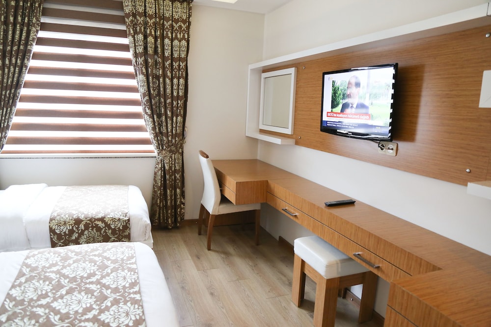 Cebeciler Hotel 23/42