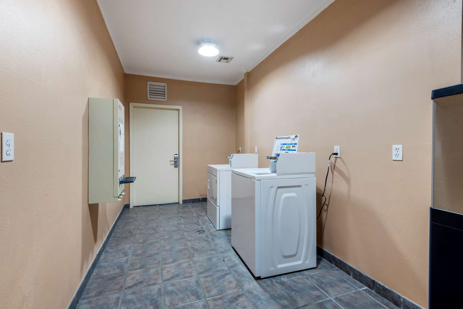 Turquoise Inn and Suites Cortez near Mesa Verde 42/42