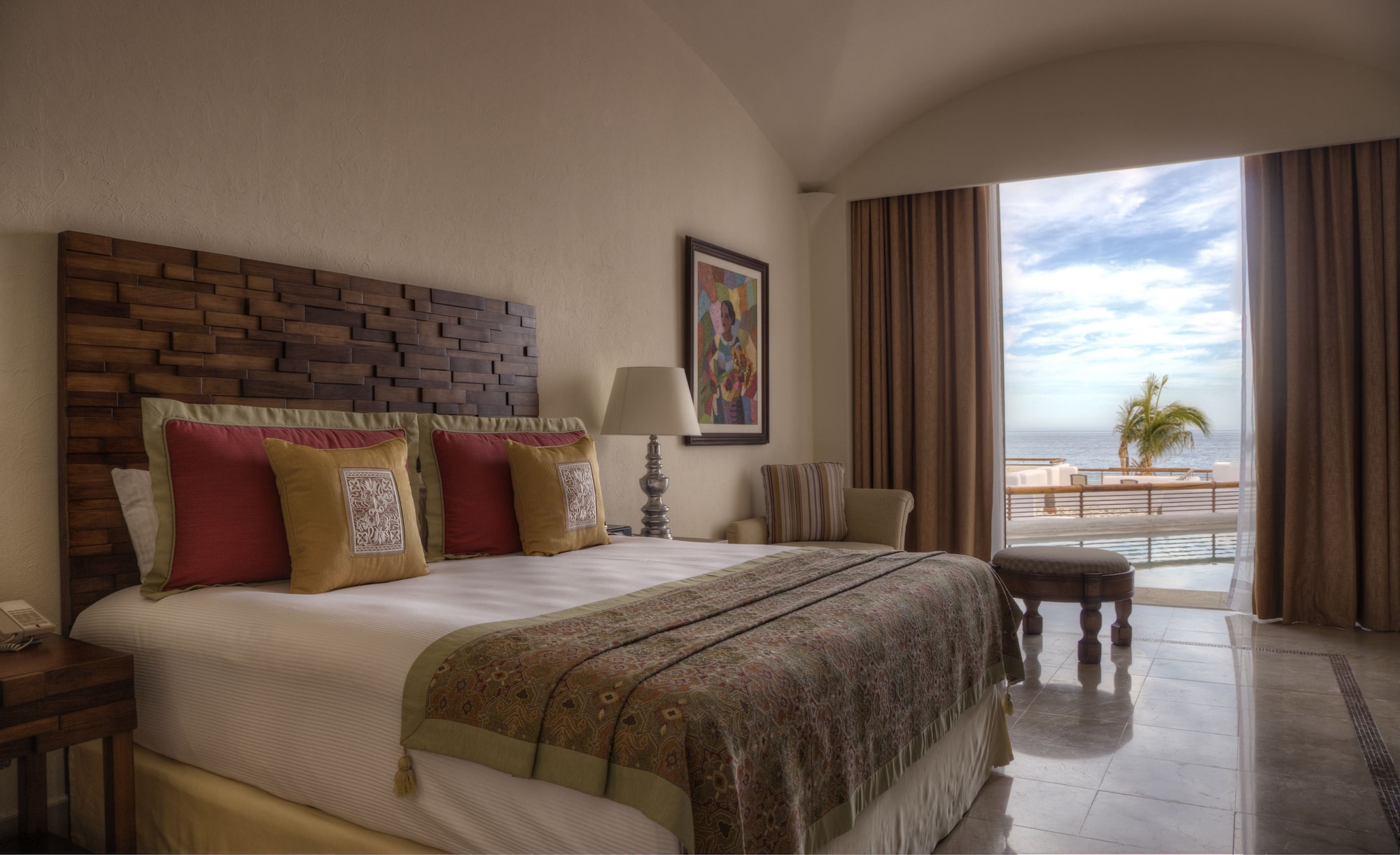 MASTER, SUITE, PLUNGE POOL