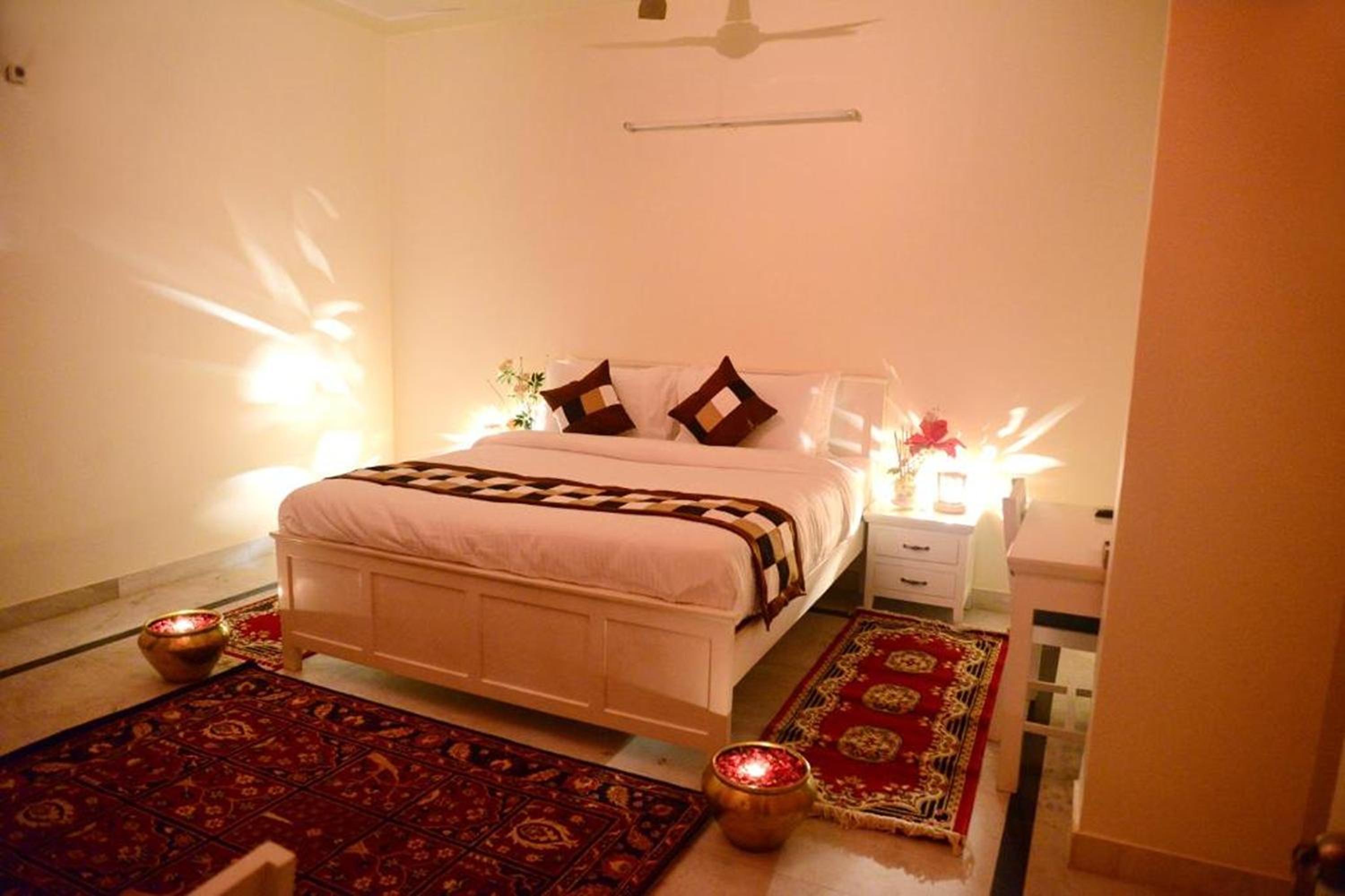 Fabhotel Dior Pink City