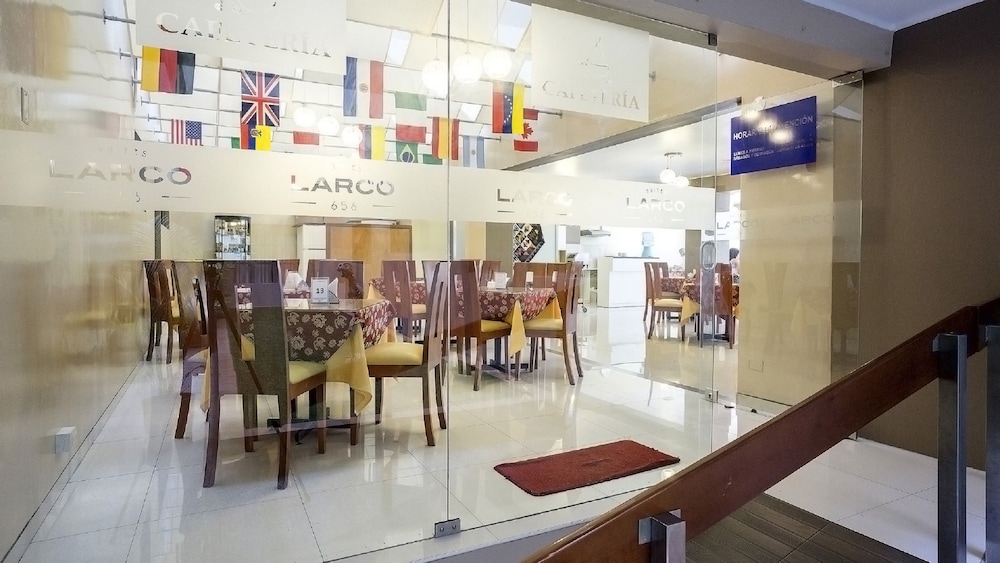 Suites Larco 656 38/50