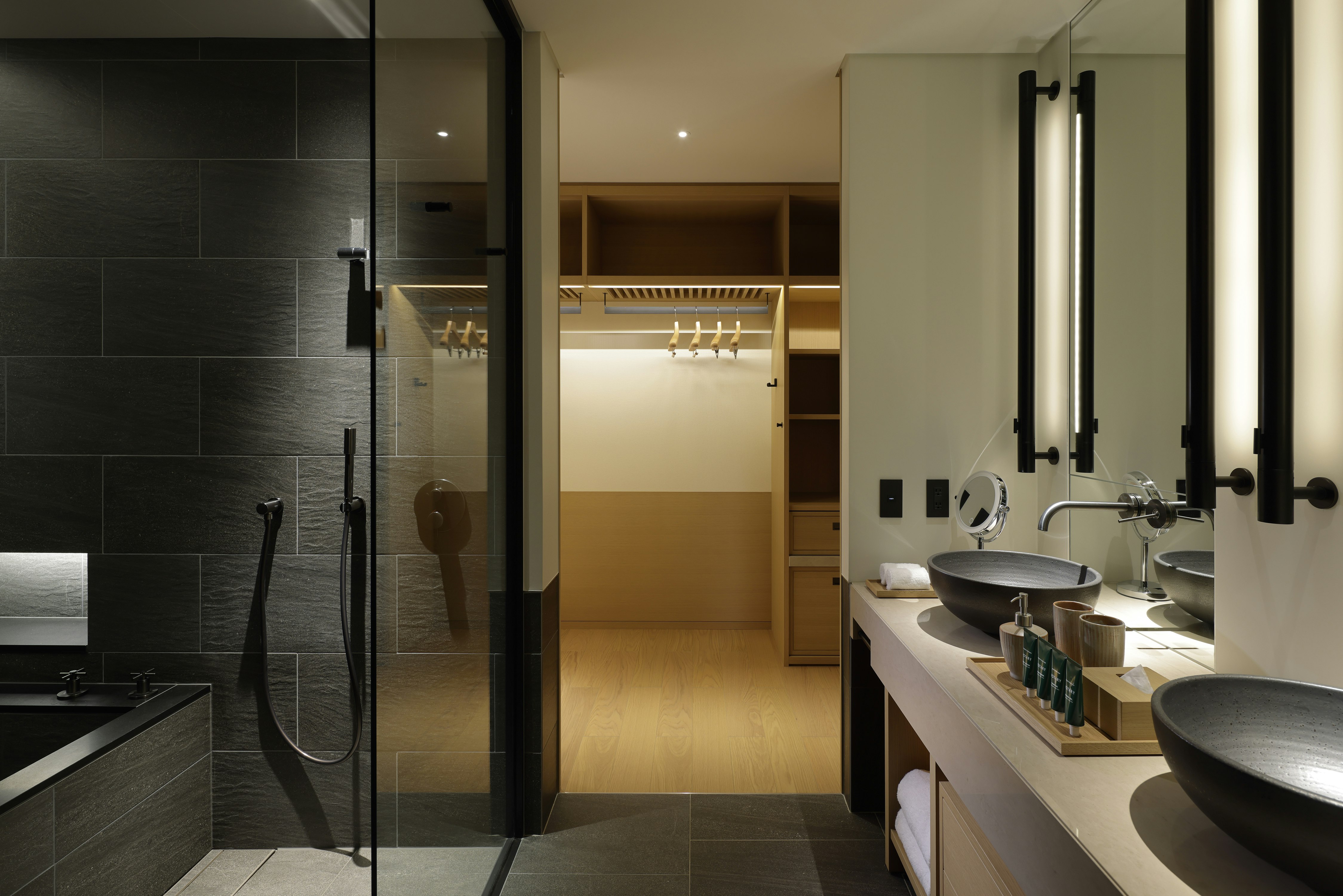 ROKU Kyoto, LXR Hotels & Resorts 77/78