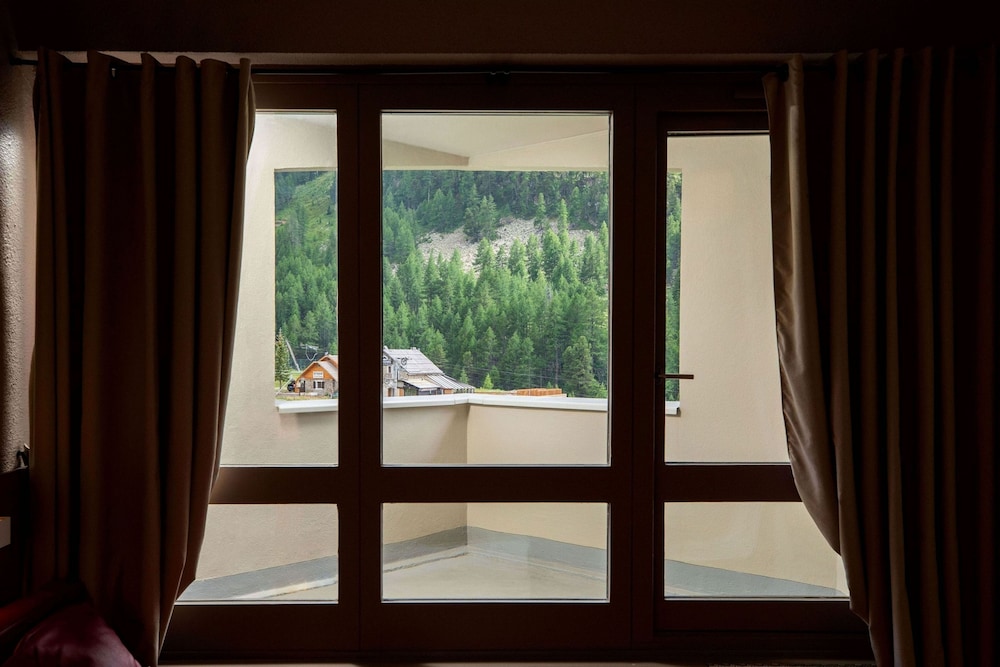 SOWELL HOTELS Le Pas du Loup 35/71