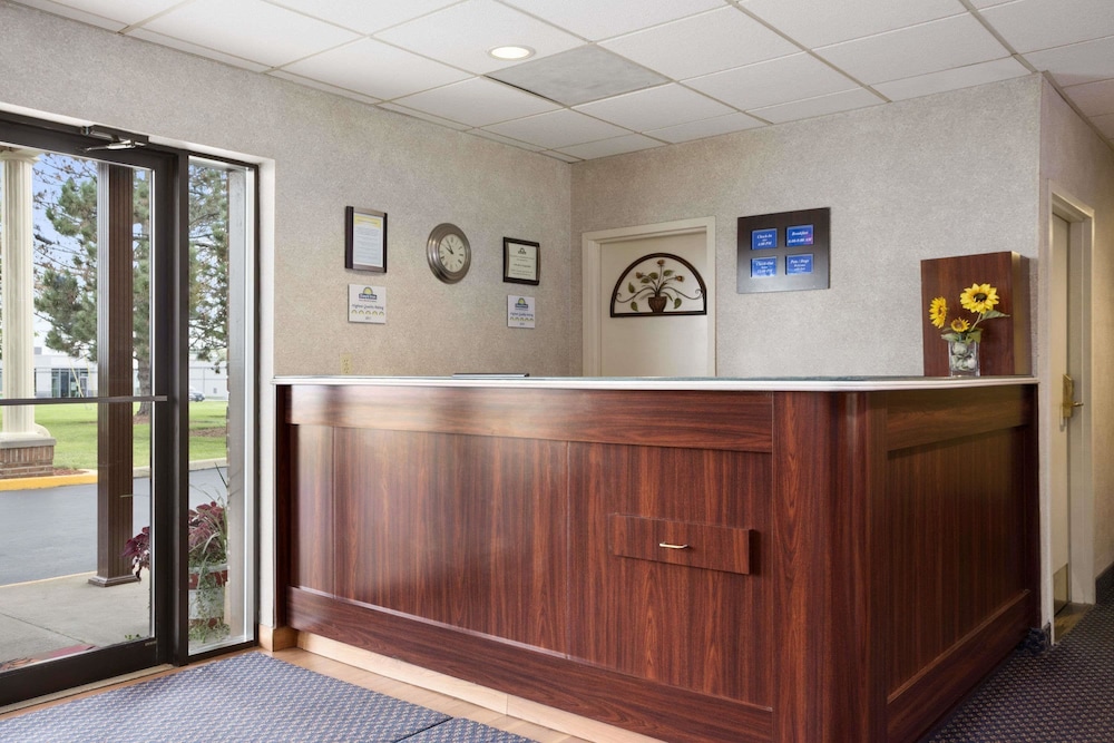 Days Inn by Wyndham Middletown 5/21
