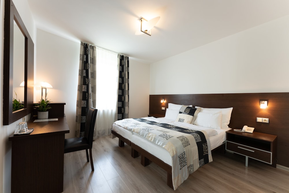 Antares Hotel 31/54