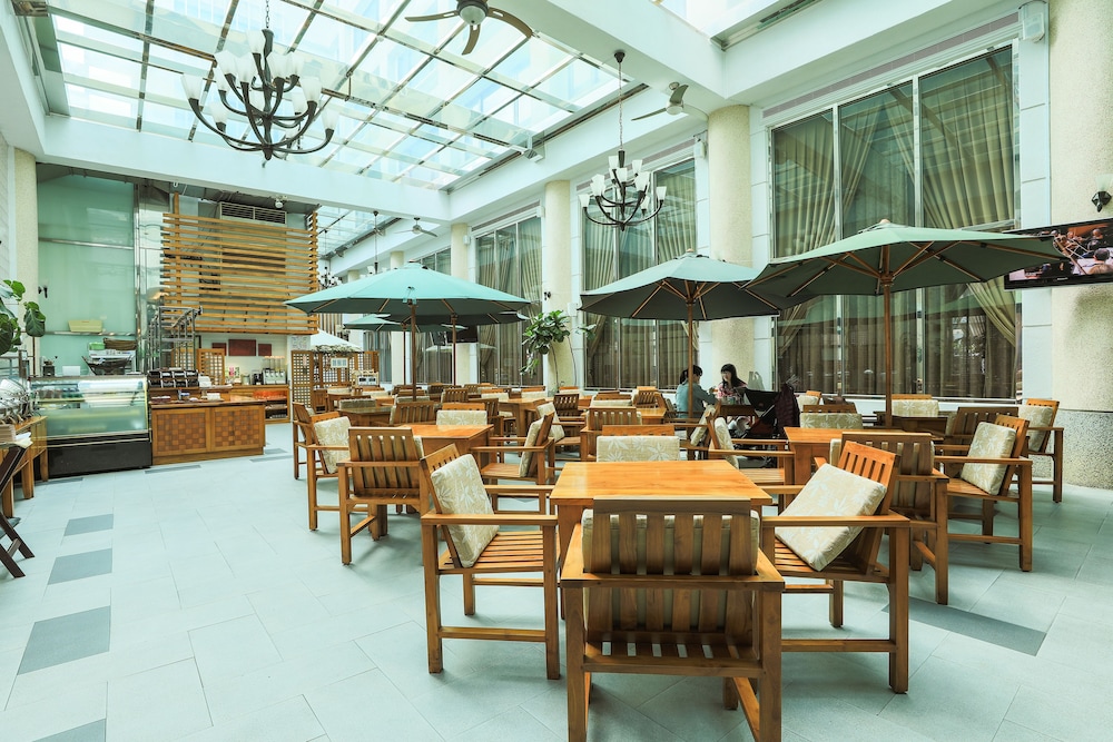 Yentai Hotel 31/41